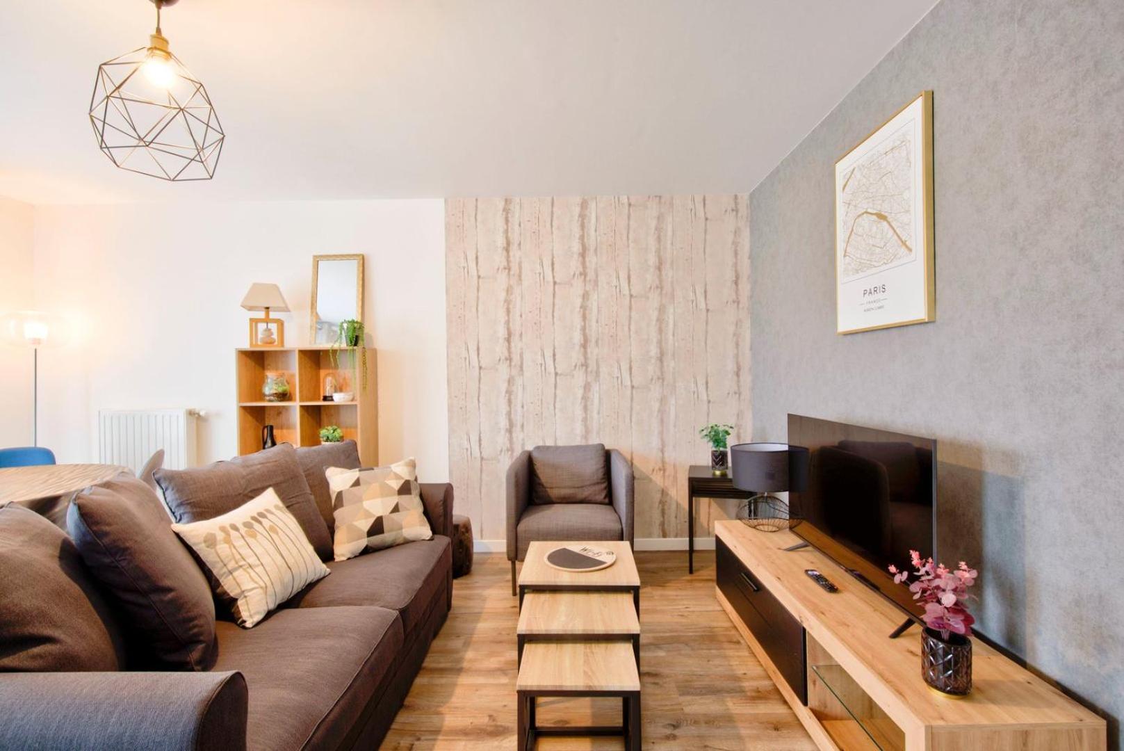 Le Perfectionniste - Spacieux Logement Terrasse Avec Parking Cachan Bagian luar foto