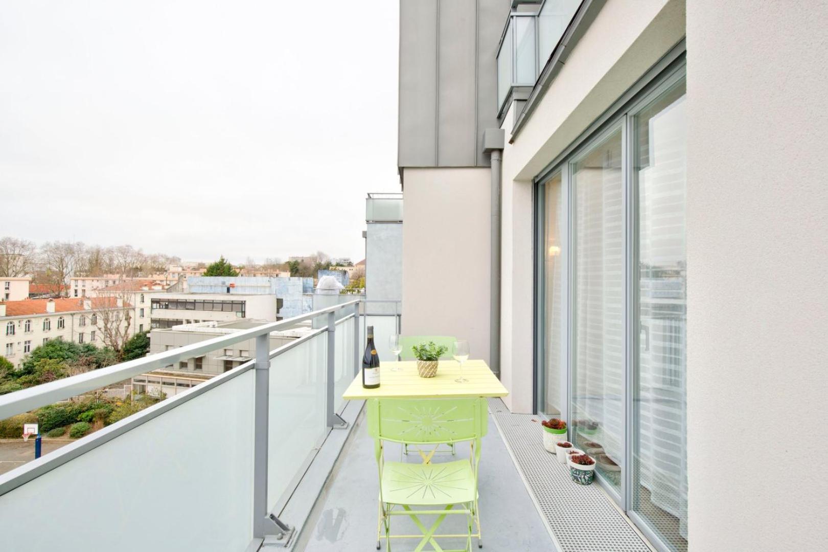 Le Perfectionniste - Spacieux Logement Terrasse Avec Parking Cachan Bagian luar foto