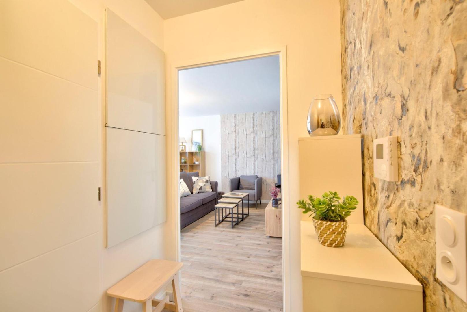 Le Perfectionniste - Spacieux Logement Terrasse Avec Parking Cachan Bagian luar foto